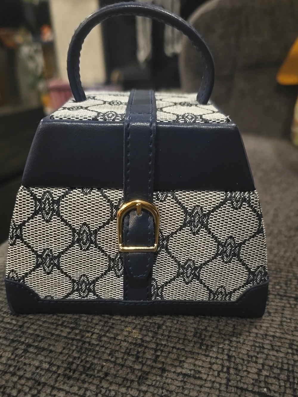 Structured Top-Handle Women’s Jewelry Box in Navy and Cream NWOT